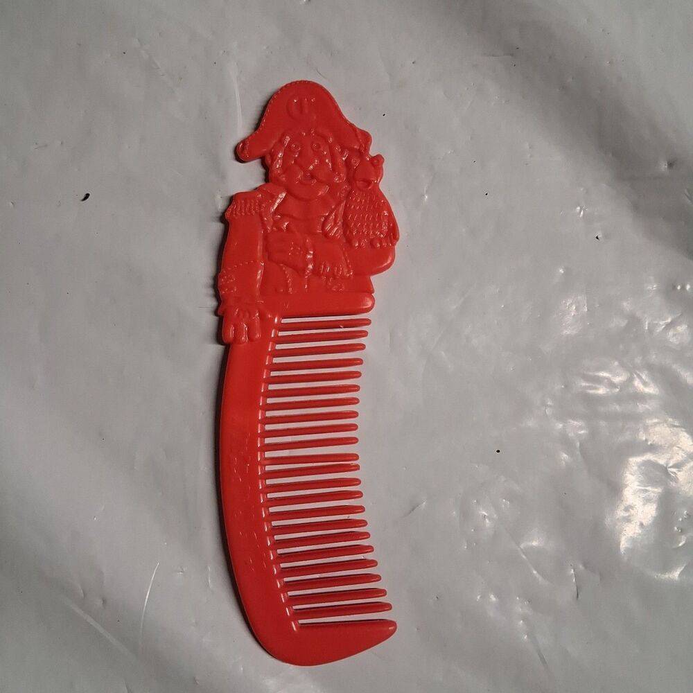 1985 Red Captain Crook Comb McDonald's Plastic Vintage Happy Meal Toy